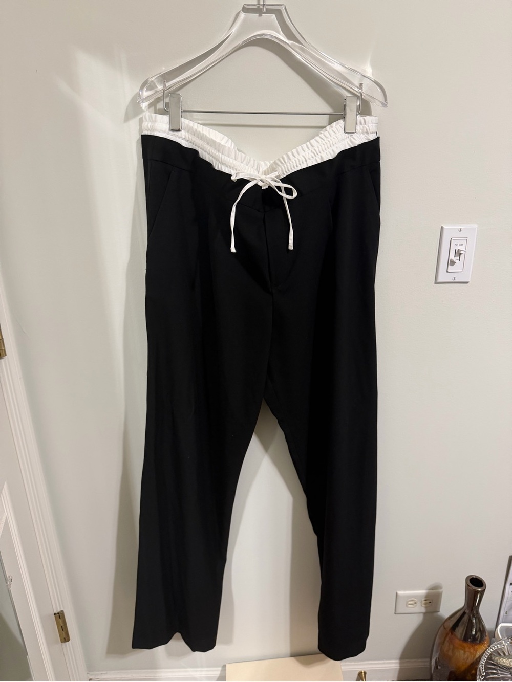 GAP Black Pants with White Drawstring Waist “TALL” XL
